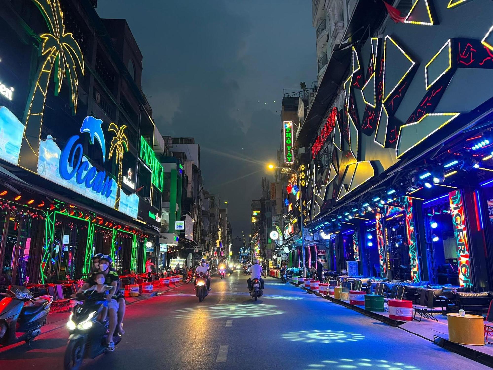 Mint Hotel Bui Vien Q1 Cidade de Ho Chi Minh Exterior foto